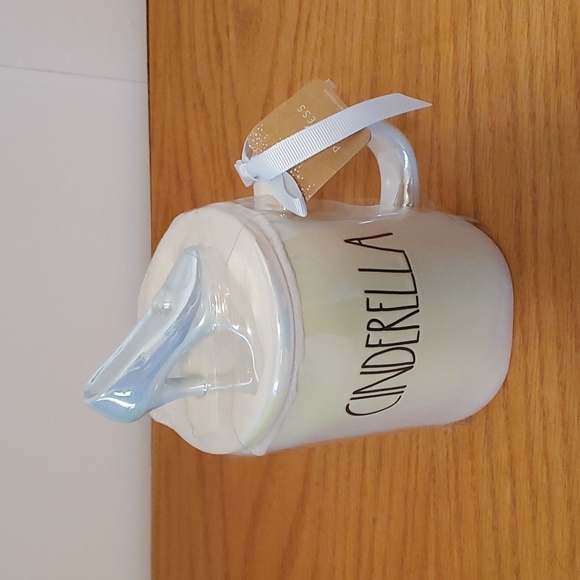 Disney Collection by Rae Dunn Luster Cinderella Mug with Glass Slipper Topper - Picture 4 of 8